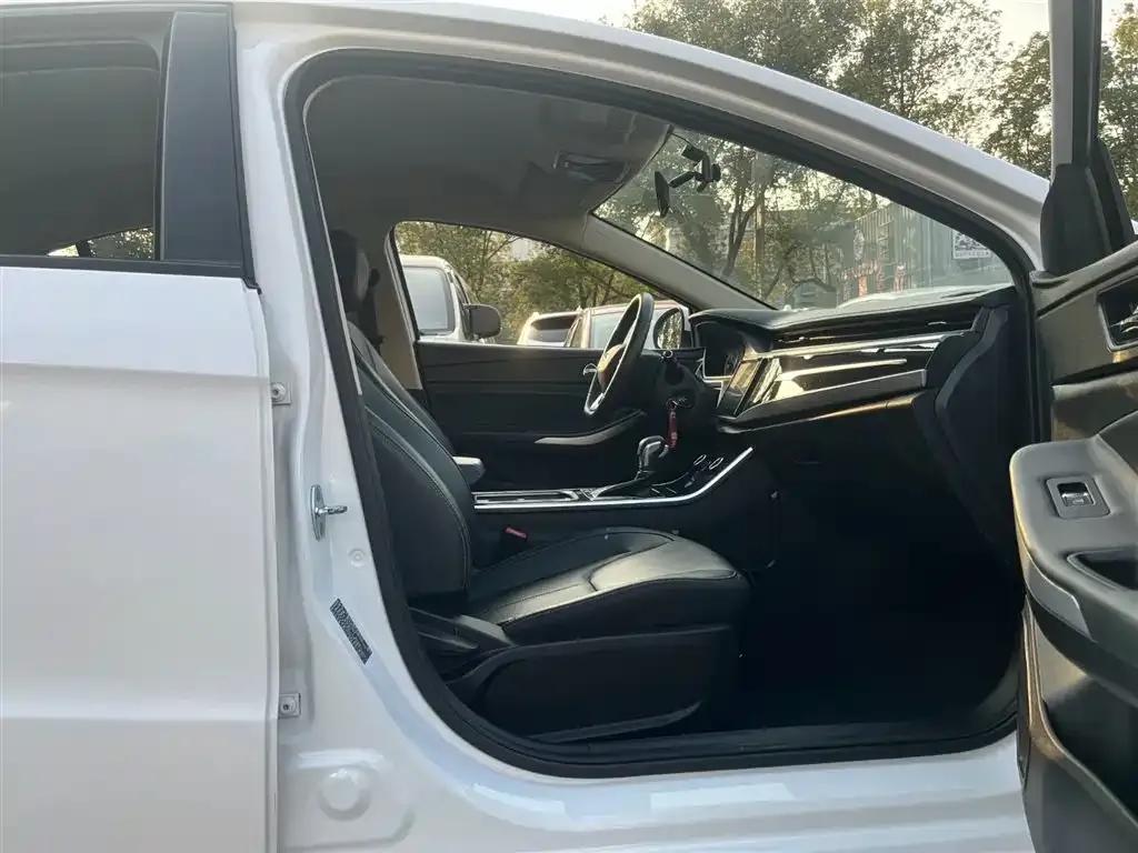 Chery Arrizo 5 2021 PRO 1.5L CVT Youth Edition — миниатюра 10