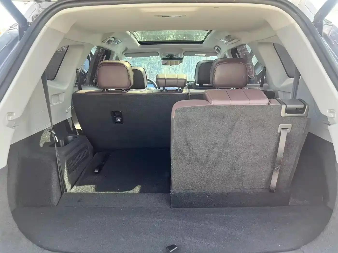 Chery Tiggo 8 PRO 2024 Champion Edition 390T 2WD Peak Edition 7-Seater — миниатюра 9