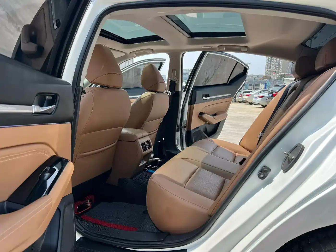 Teana 2024 2.0L XE True Edition — миниатюра 6
