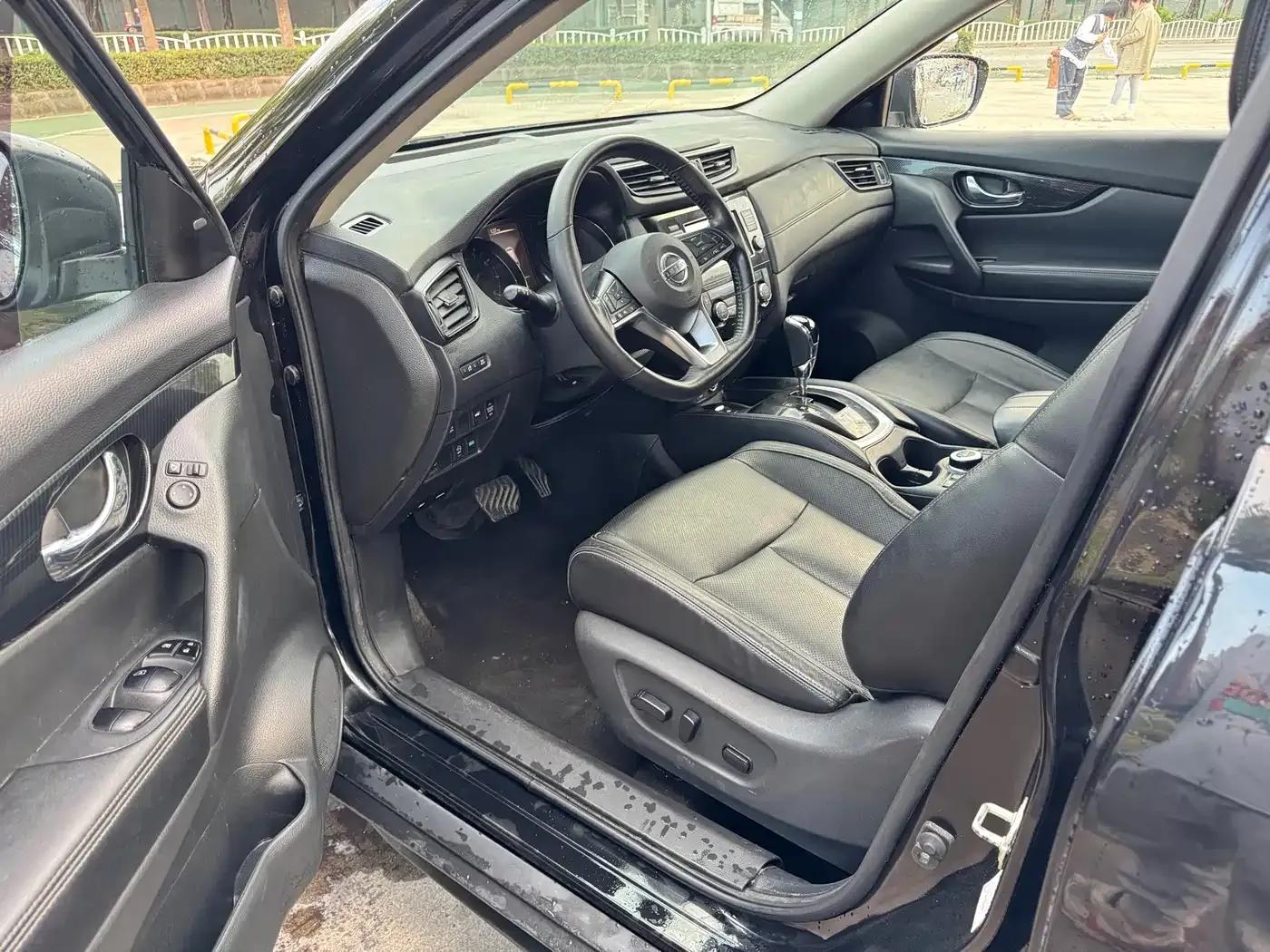 Nissan X-Trail 2017 2.5L CVT Luxury 4WD — миниатюра 8