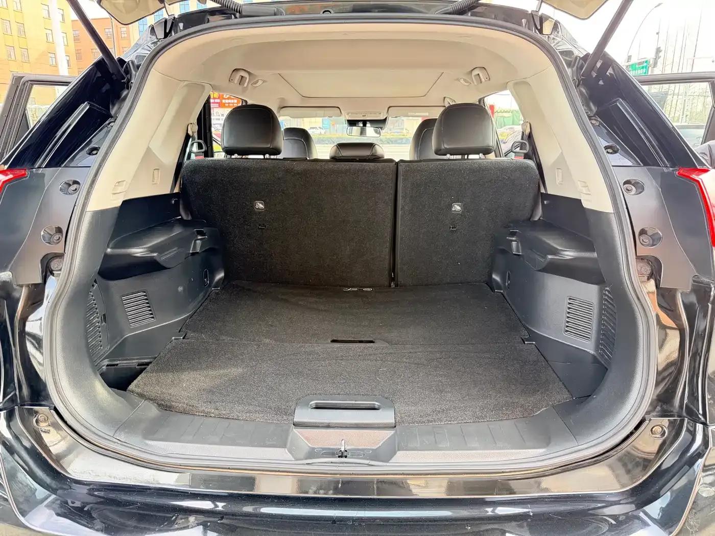 Nissan X-Trail 2021 2.0L CVT 2WD XL ITS Comfort Commemorative Edition — миниатюра 13