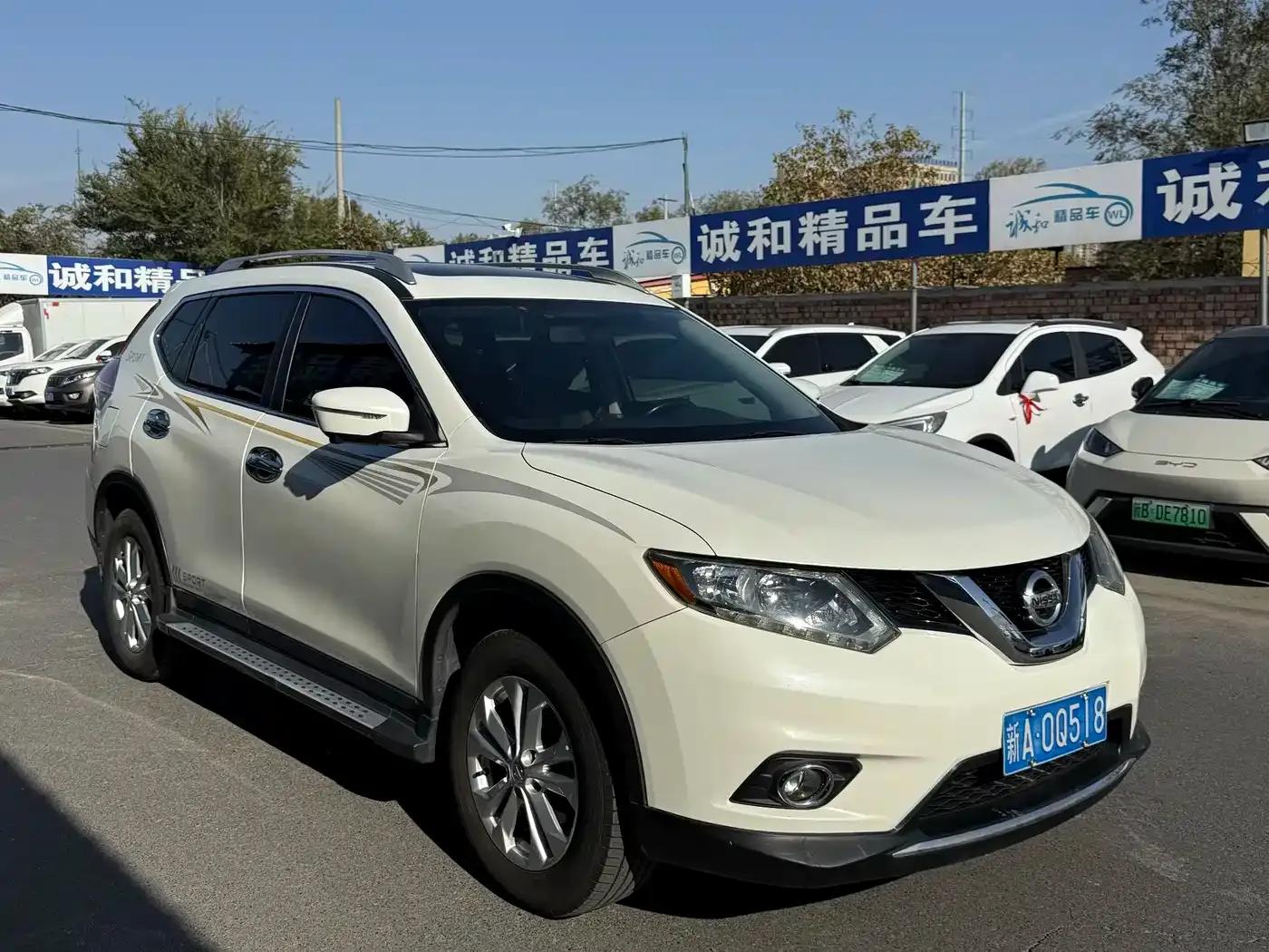Nissan X-Trail 2014 2.0L CVT Comfort Edition 2WD — миниатюра 3