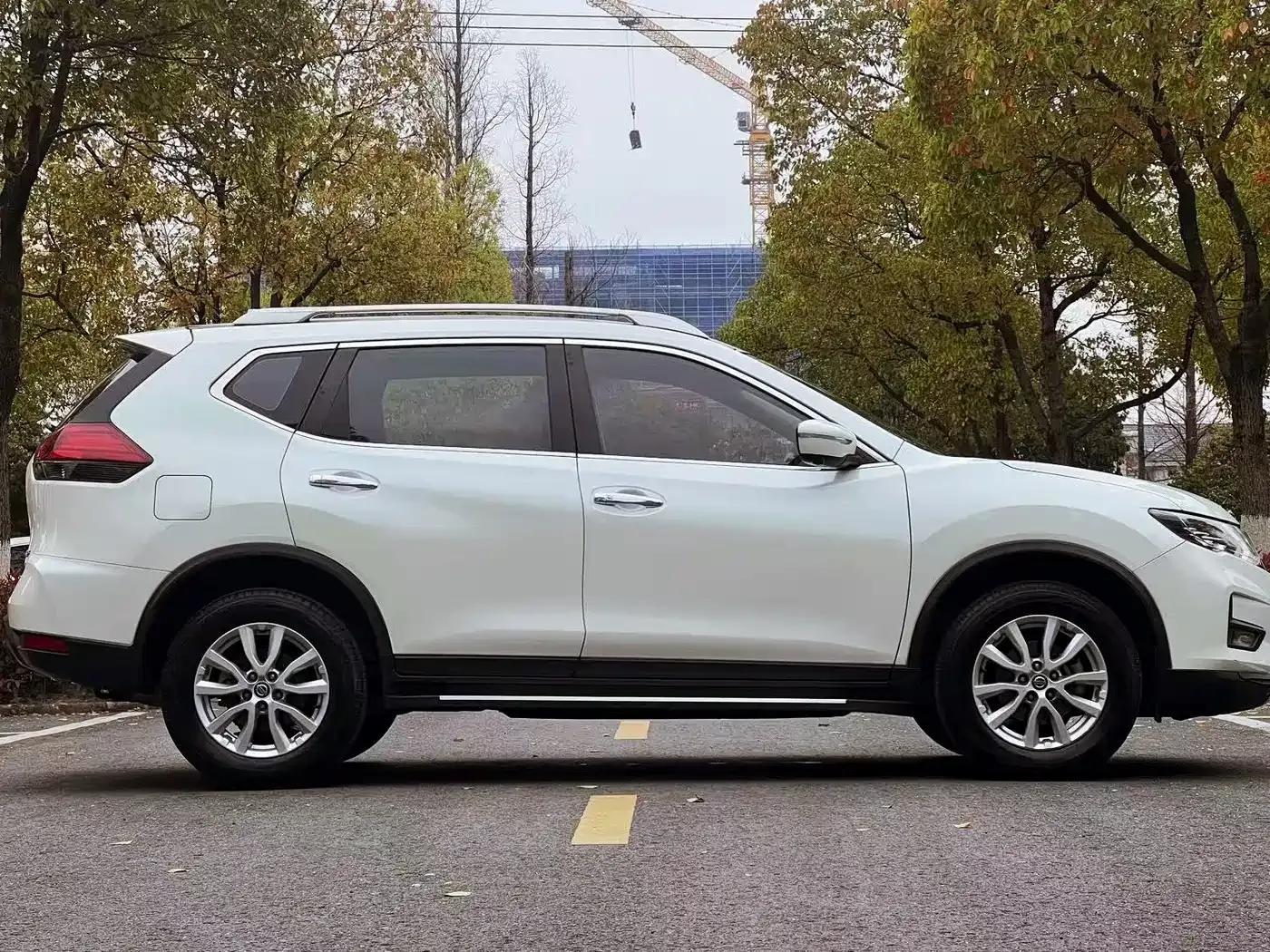 Nissan X-Trail 2020 2.0L XL Premium CVT 2WD Intelligent Connectivity Edition — миниатюра 4