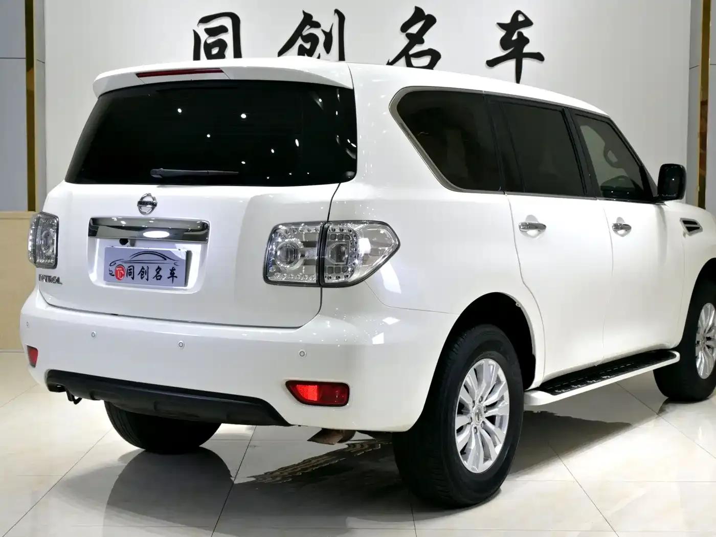 Nissan Patrol 2018 4.0L Leader Edition — миниатюра 4