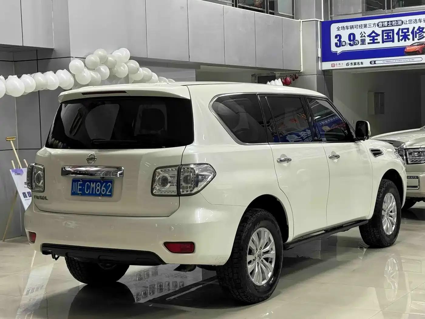 Nissan Patrol 2018 4.0L Leader Edition — миниатюра 9
