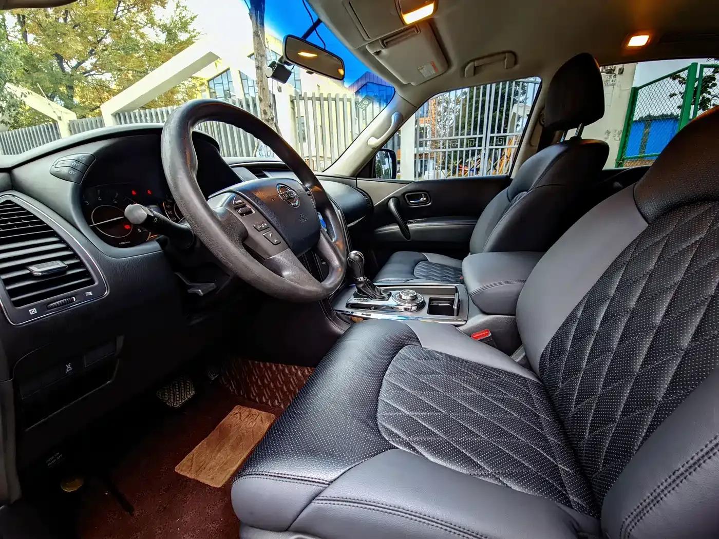 2017 Nissan Patrol 4.0L Automatic — миниатюра 14