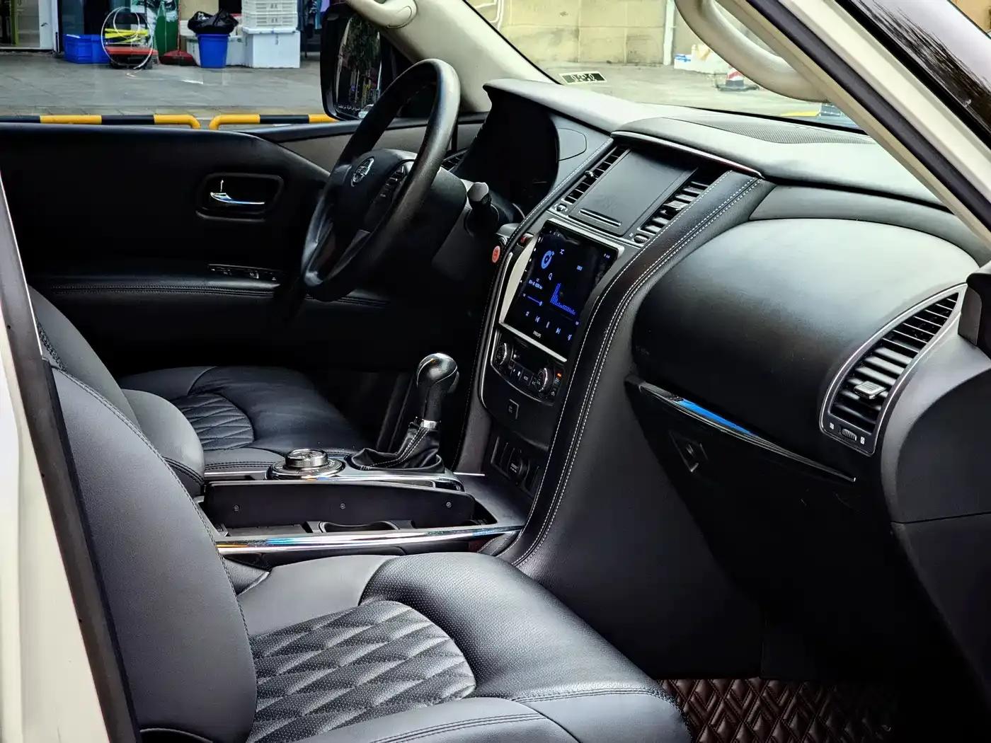 2017 Nissan Patrol 4.0L Automatic — миниатюра 5