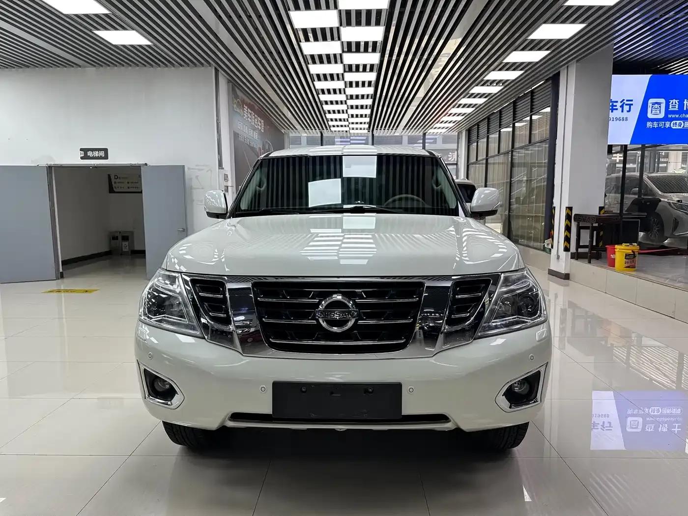 Nissan Patrol 2018 4.0L Flagship Edition — миниатюра 2