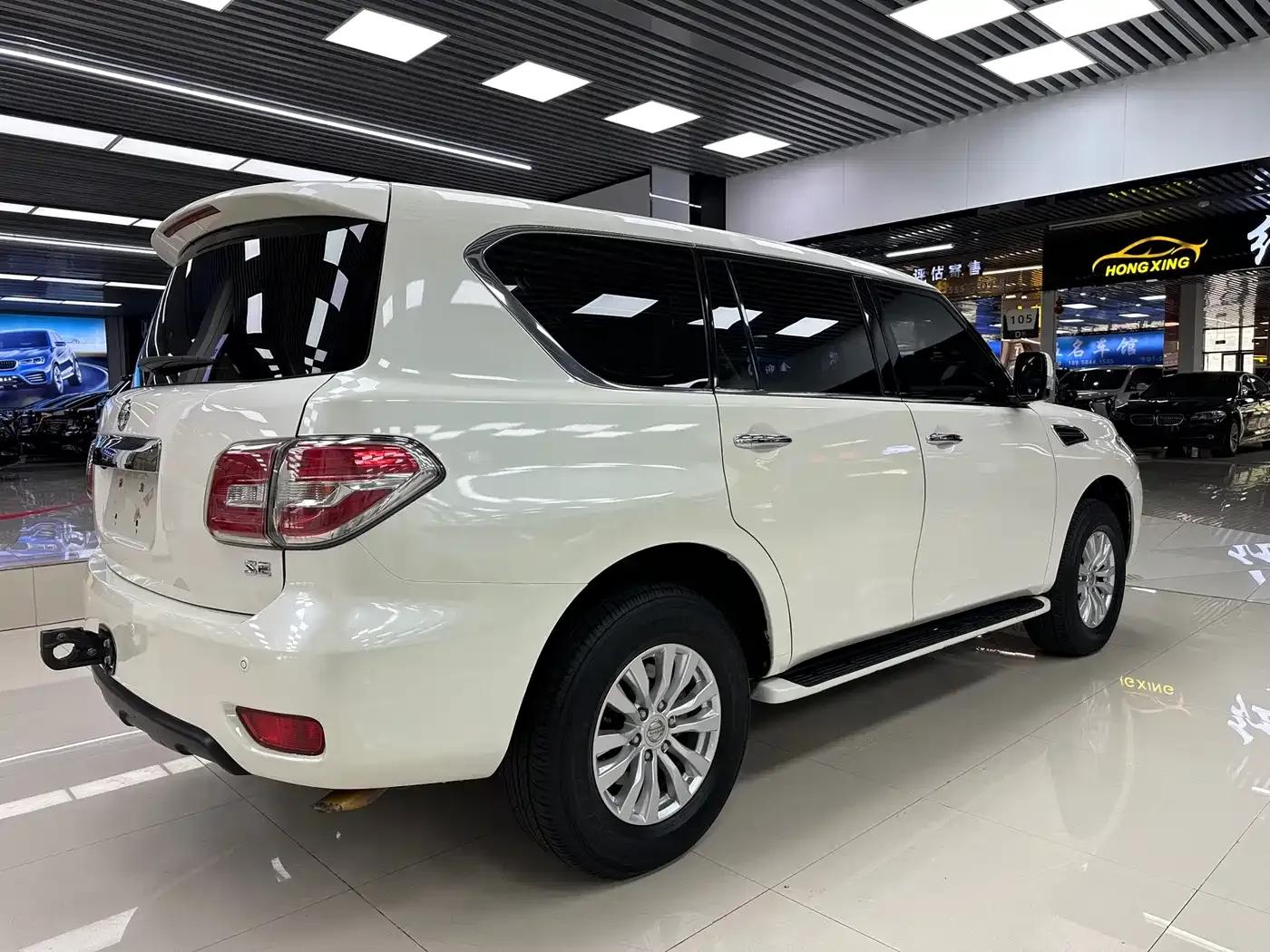 Nissan Patrol 2018 4.0L Flagship Edition — миниатюра 7