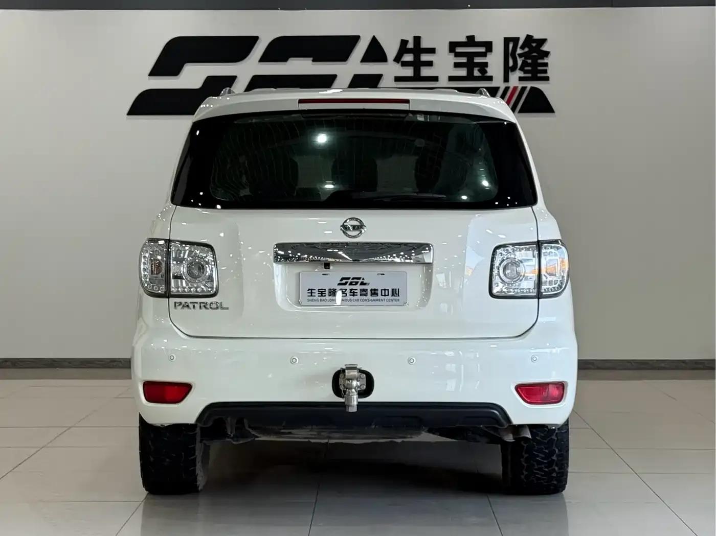 Nissan Patrol Y62 2018 4.0L Middle East Edition — миниатюра 5