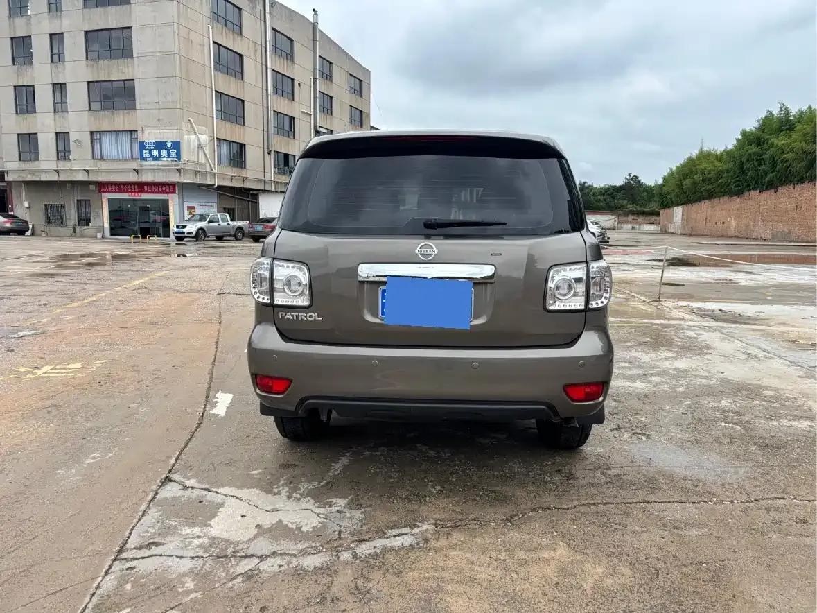Nissan Patrol 2018 4.0L Leader Edition — миниатюра 6