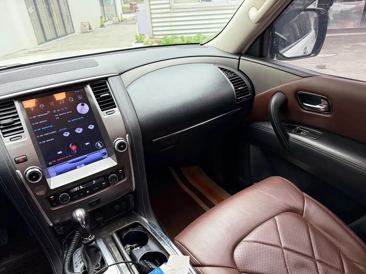 Nissan Patrol 2018 4.0L Platinum Edition — миниатюра 15