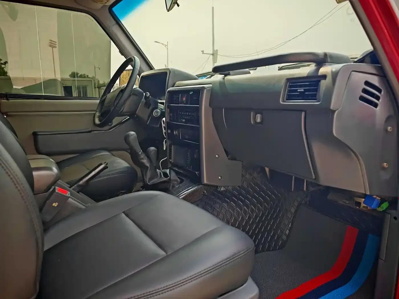 Nissan Patrol Y60 2002 4.2L Manual — миниатюра 25