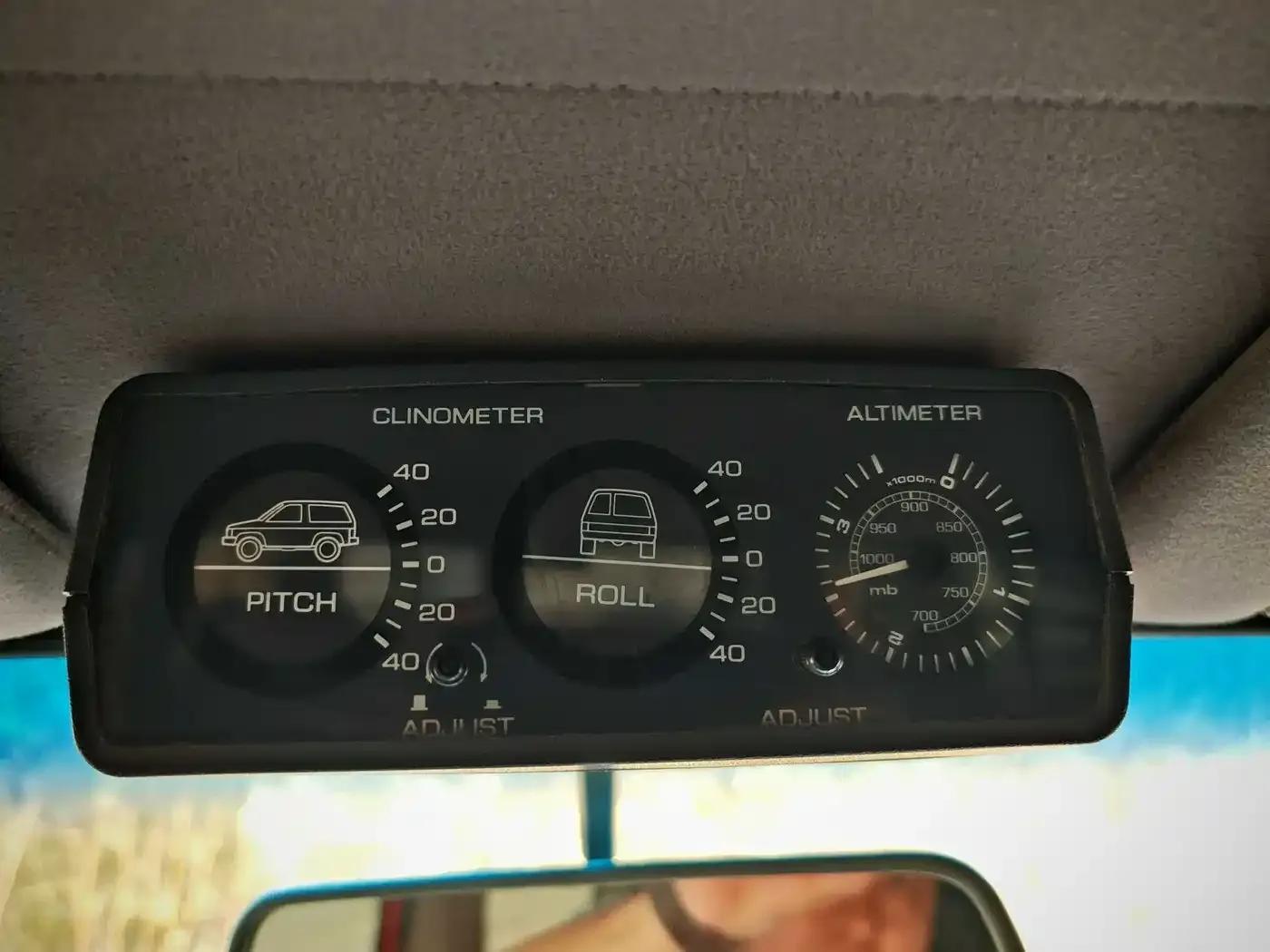 Nissan Patrol Y60 2002 4.2L Manual — миниатюра 9