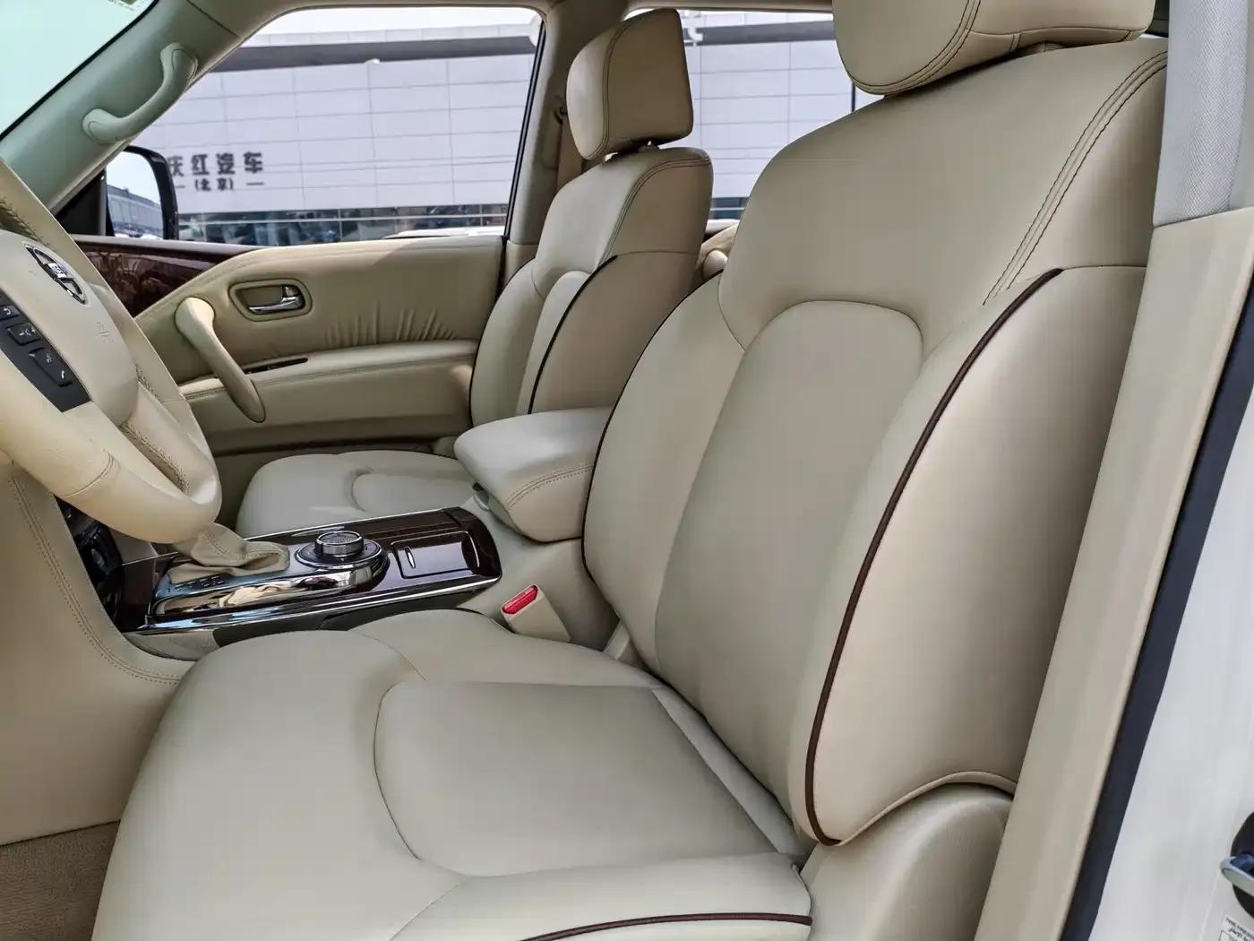 Nissan Patrol 2018 5.6L Standard Edition — миниатюра 12