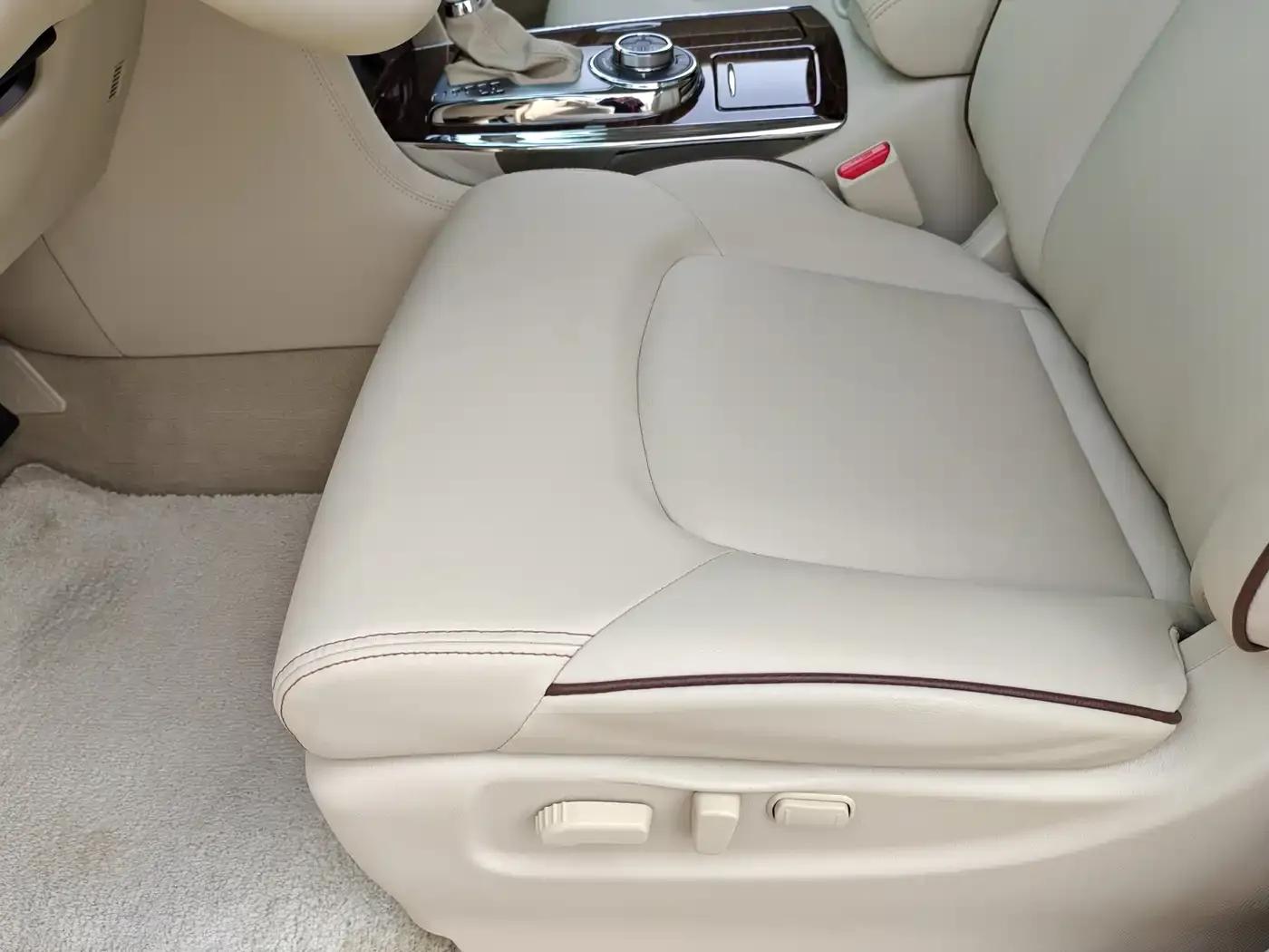Nissan Patrol 2018 5.6L Standard Edition — миниатюра 17