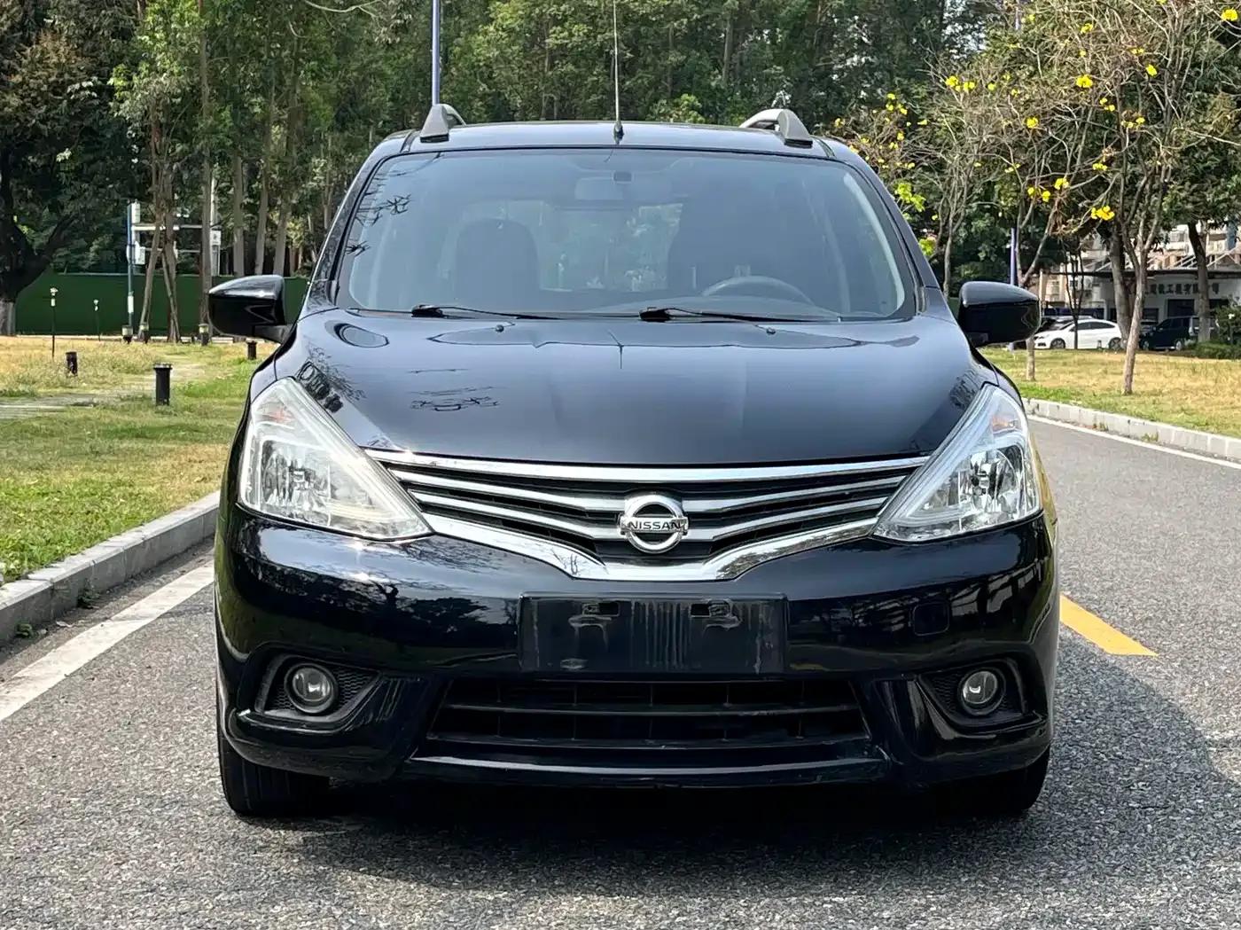 Nissan Livina 2013 1.6XE CVT Comfort Edition — миниатюра 3
