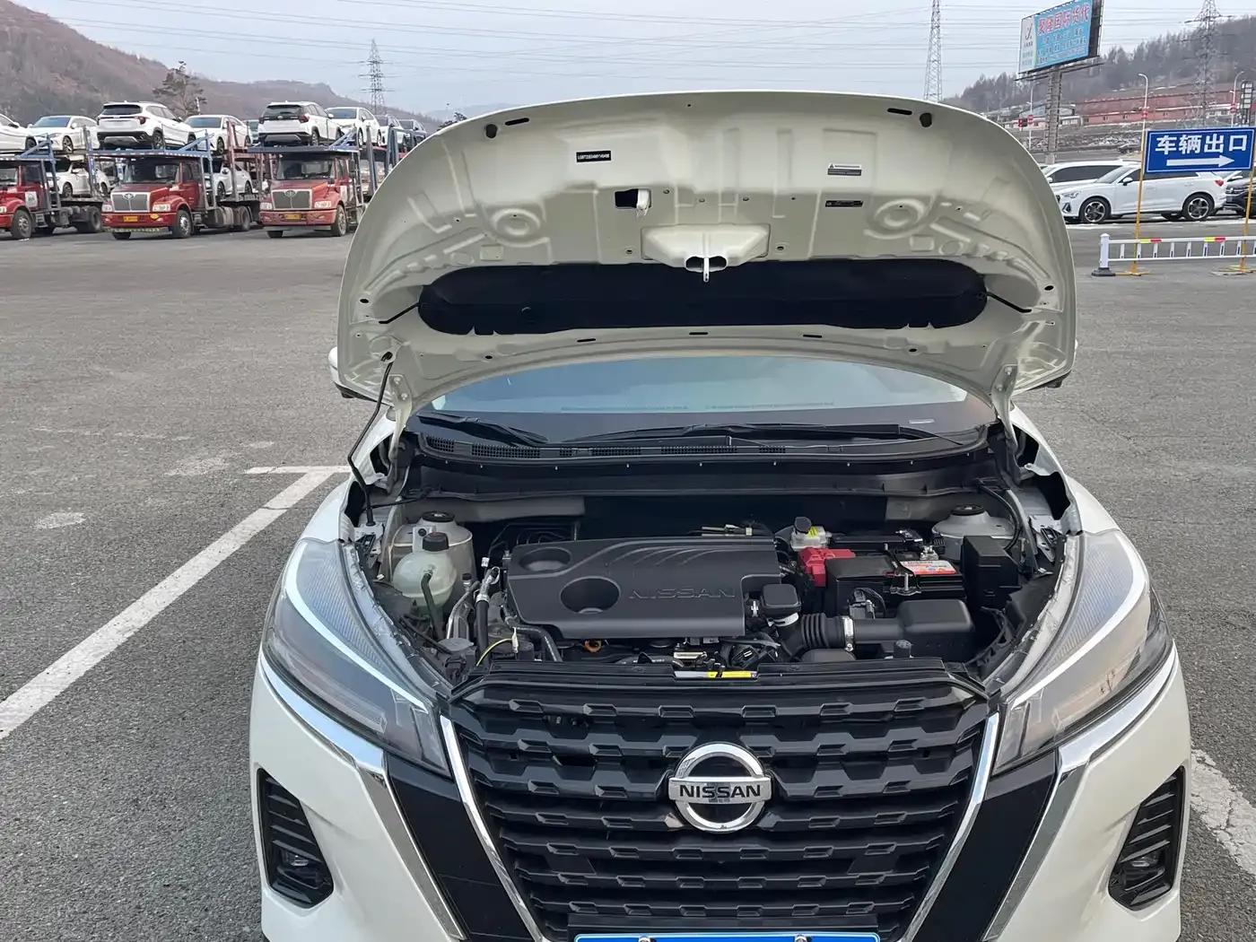 Nissan Kicks 2021 1.5L XV CVT Smart Luxury Edition — миниатюра 32