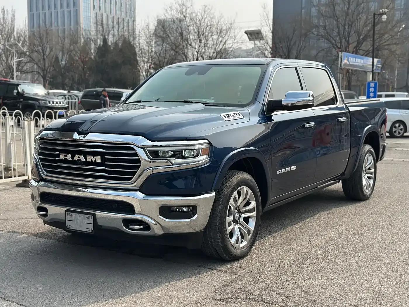 RAM Trucks 2020 5.7L Automatic — миниатюра 1