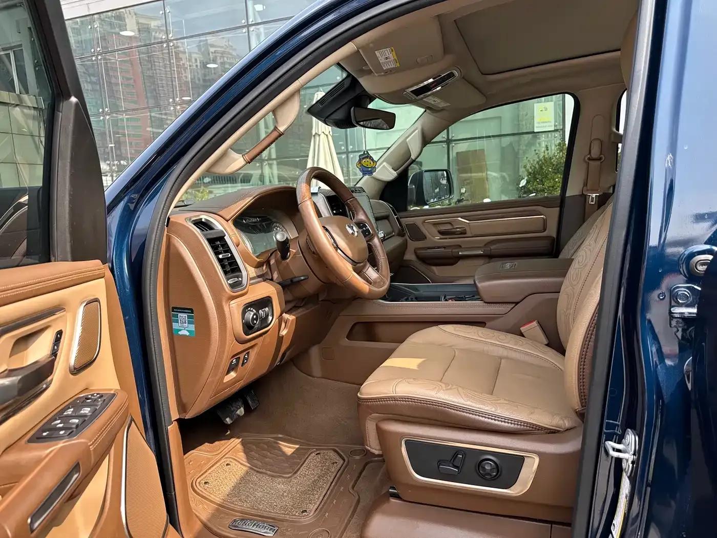 RAM Trucks 2020 5.7L Automatic — миниатюра 11