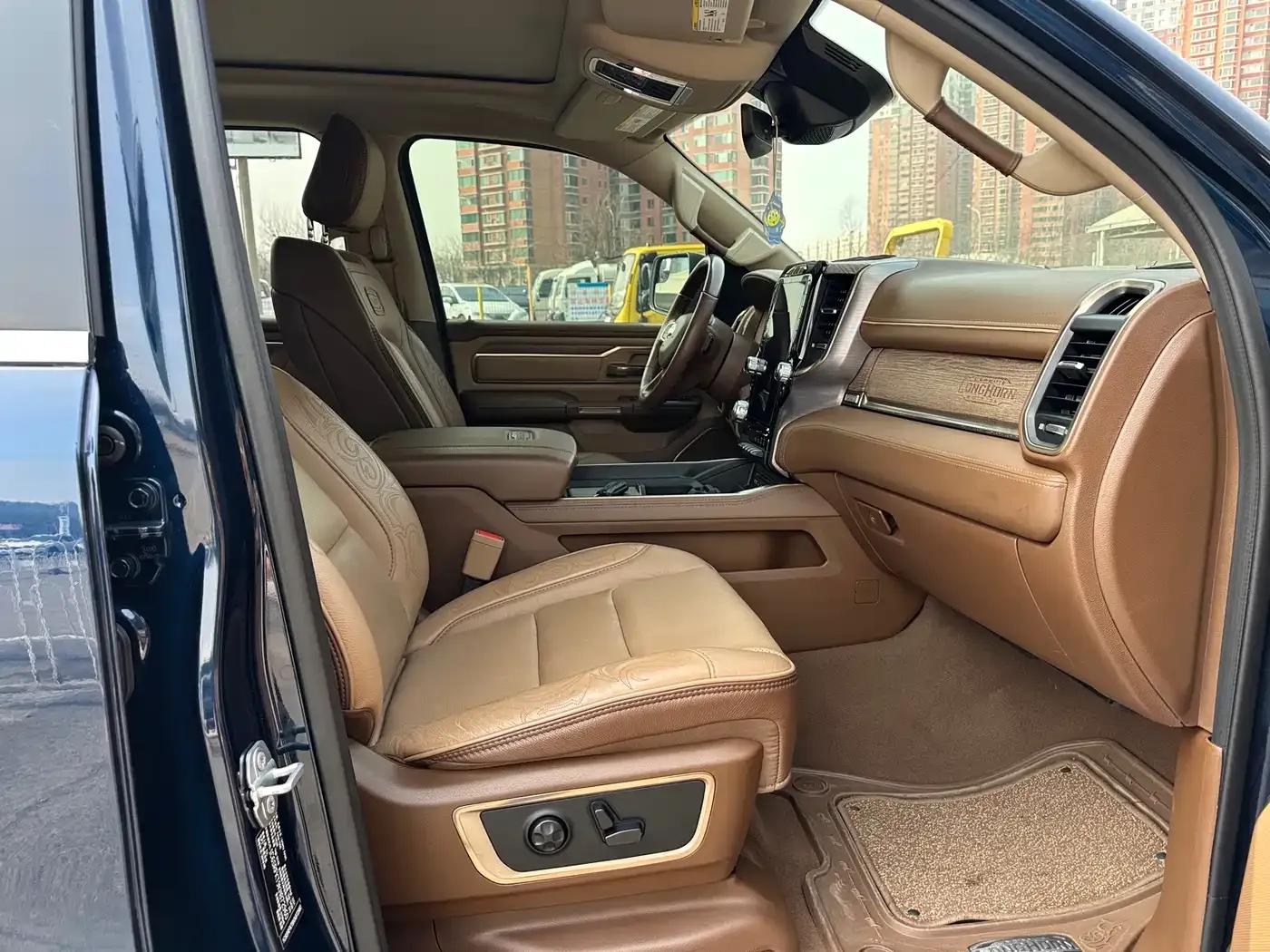 RAM Trucks 2020 5.7L Automatic — миниатюра 19