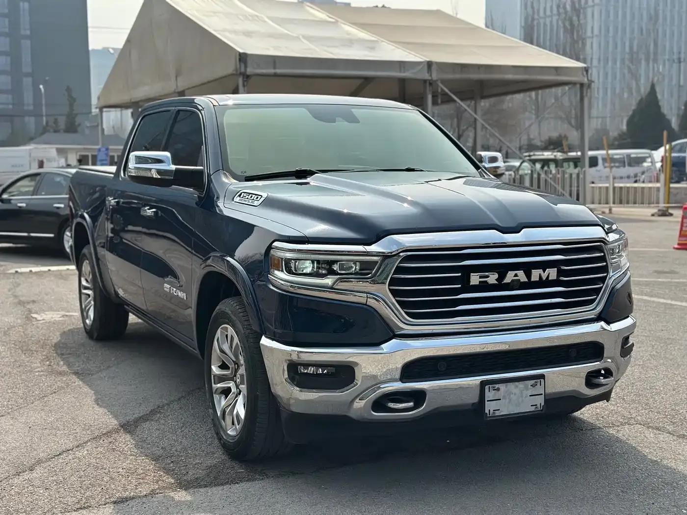 RAM Trucks 2020 5.7L Automatic — миниатюра 3