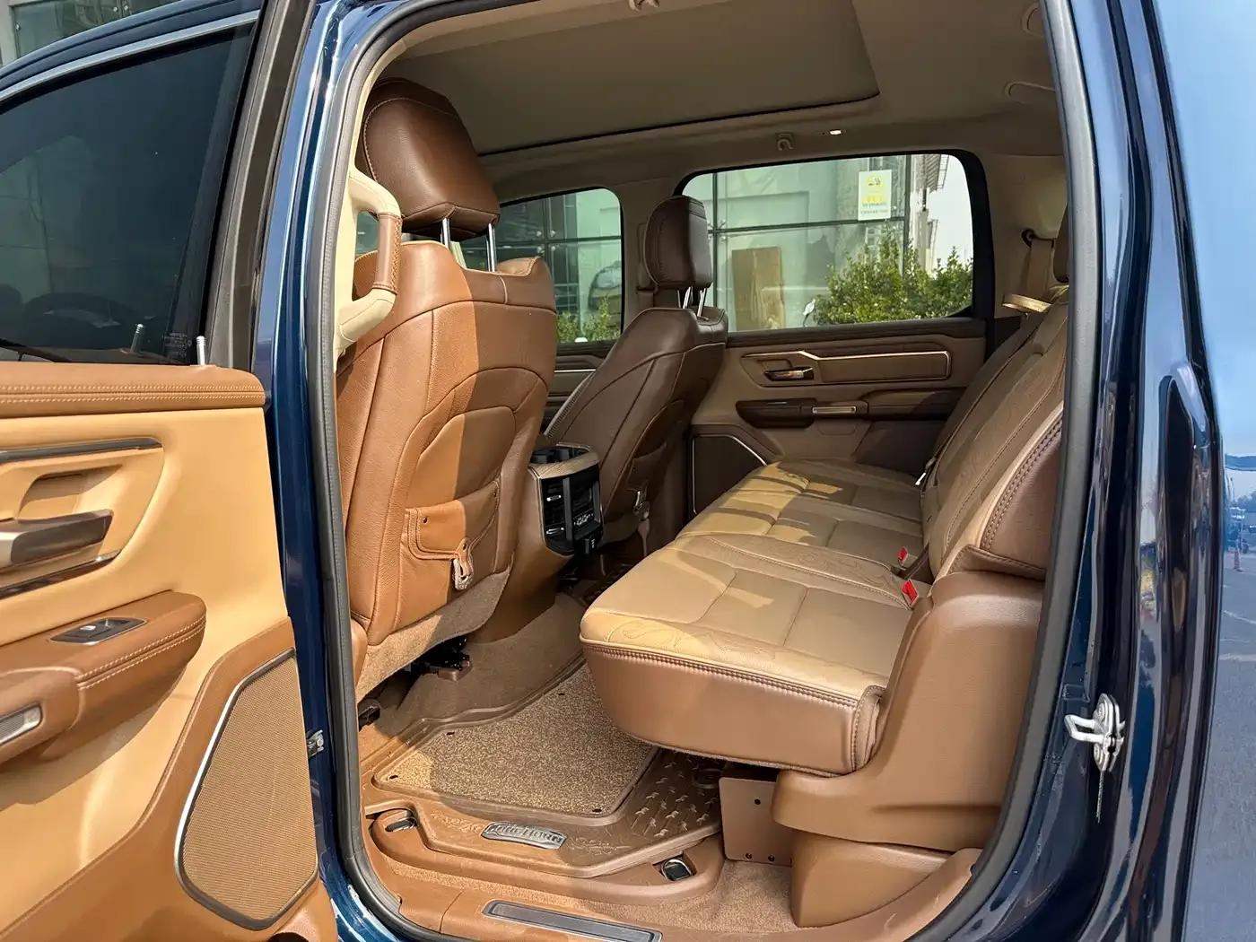 RAM Trucks 2020 5.7L Automatic — миниатюра 8