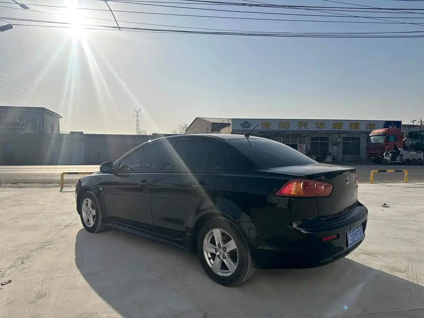 Lancer EX 2011 Luxury Edition 1.8L CVT Limited Edition — миниатюра 7