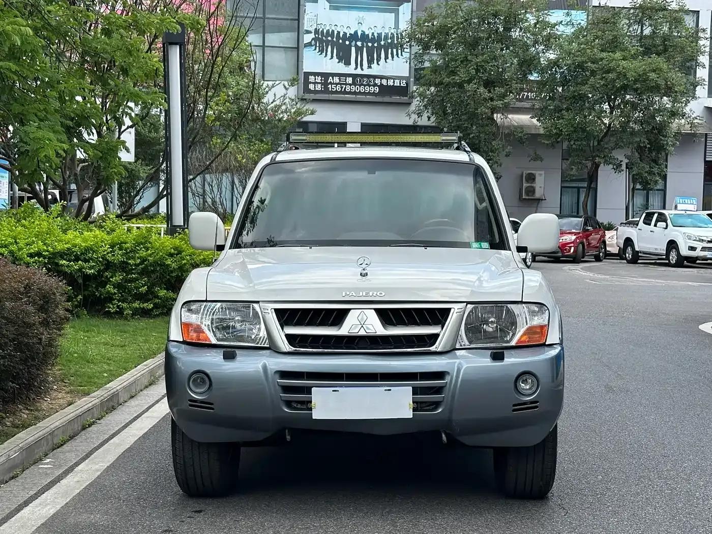 2006 Pajero 3.0L AT GLS — миниатюра 2