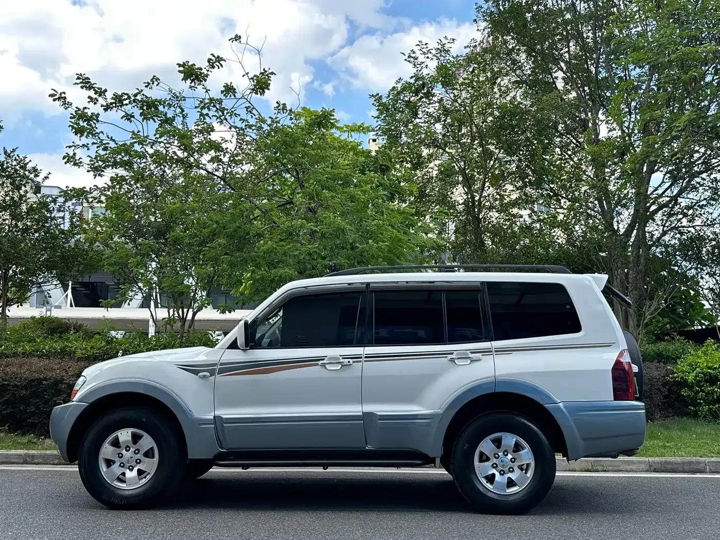 2006 Pajero 3.0L AT GLS — миниатюра 4