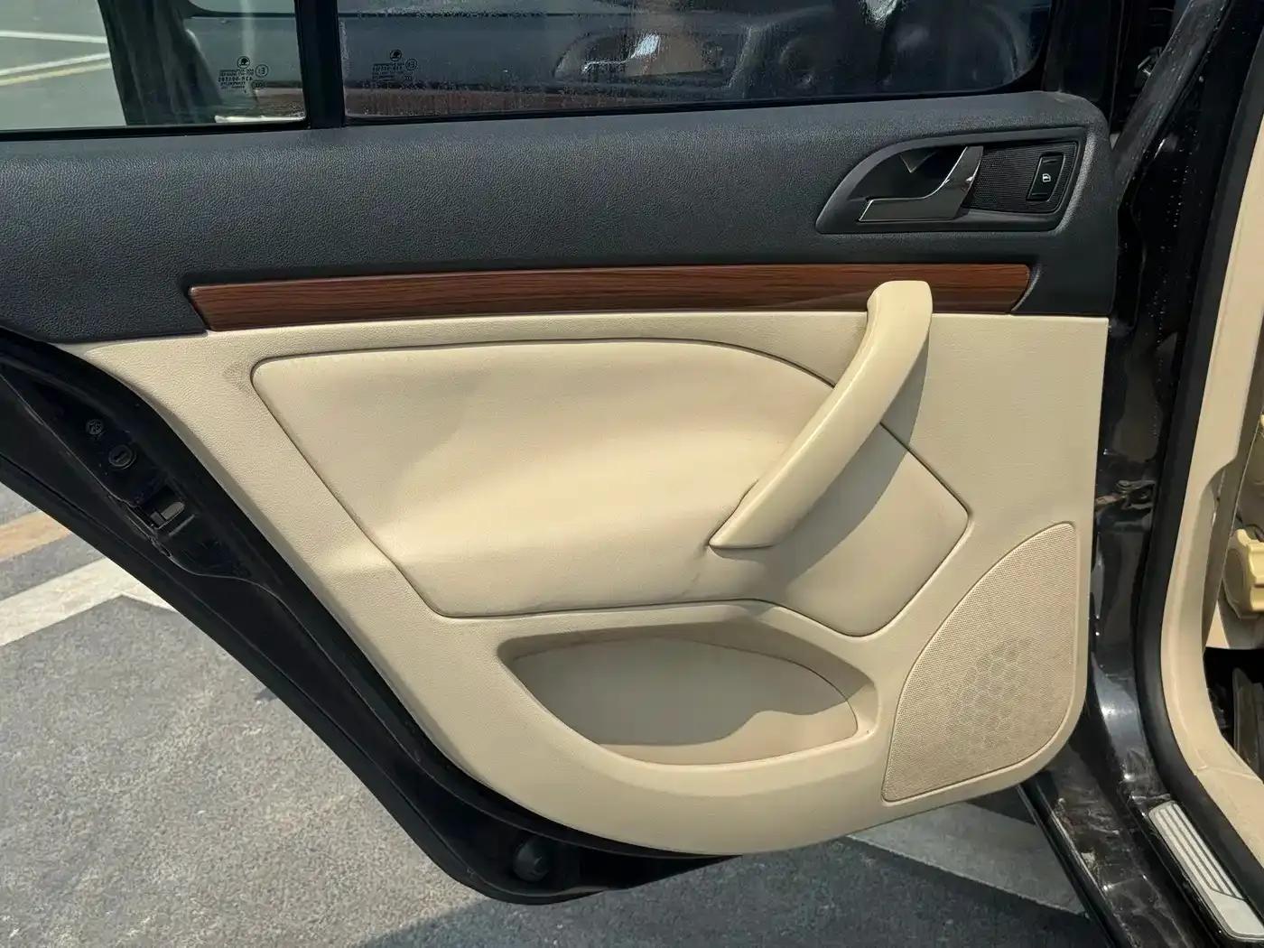 Octavia 2013 1.8TSI DSG Elegant Edition — миниатюра 14