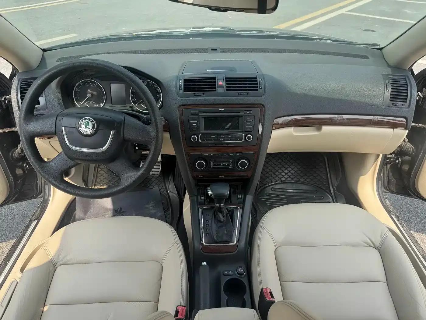 Octavia 2013 1.8TSI DSG Elegant Edition — миниатюра 28