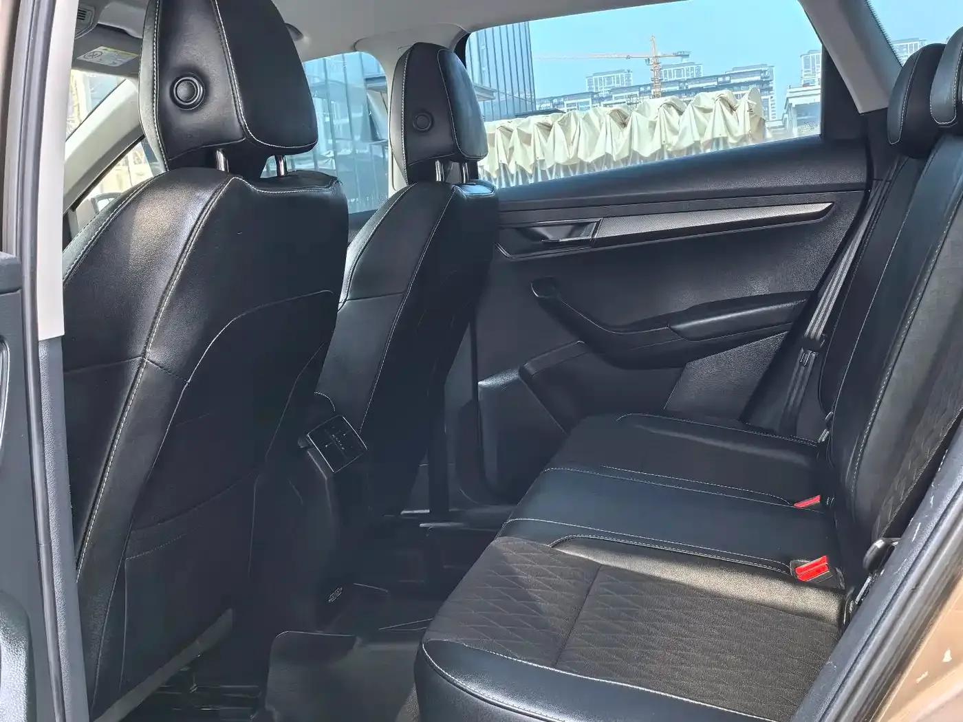 Karoq 2018 TSI280 Luxury Edition (National V Emission Standard) — миниатюра 19