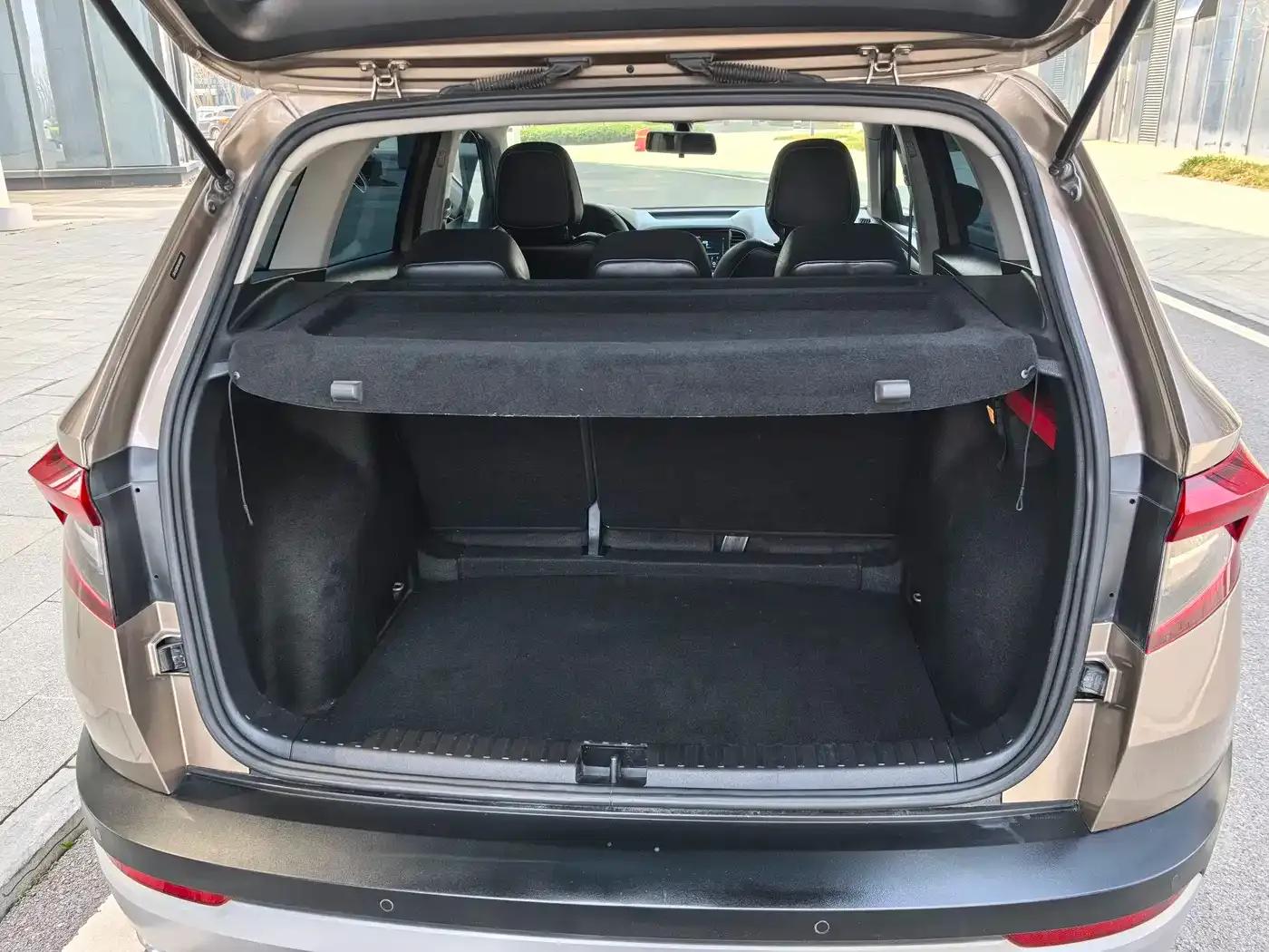 Karoq 2018 TSI280 Luxury Edition (National V Emission Standard) — миниатюра 20