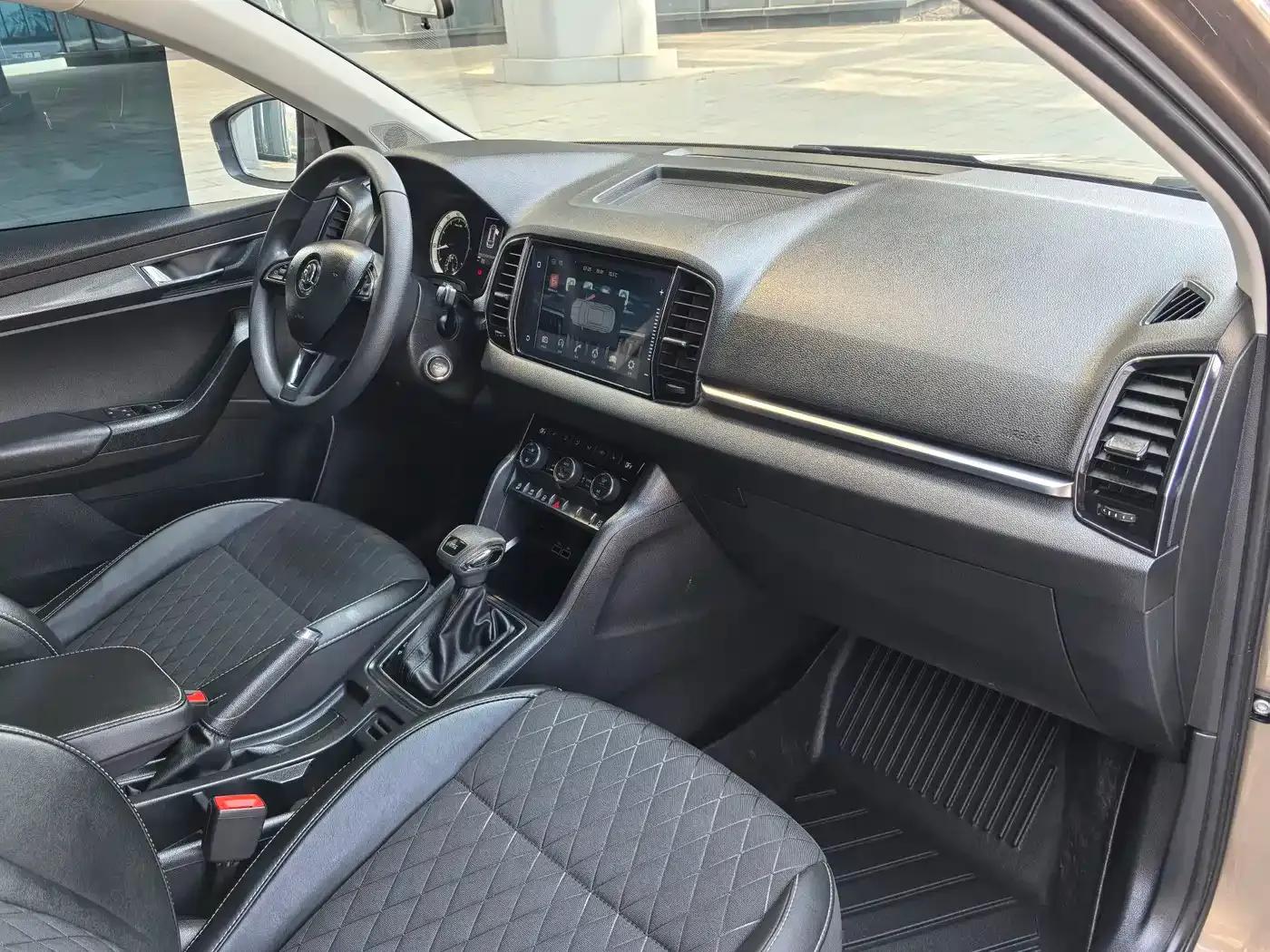 Karoq 2018 TSI280 Luxury Edition (National V Emission Standard) — миниатюра 21