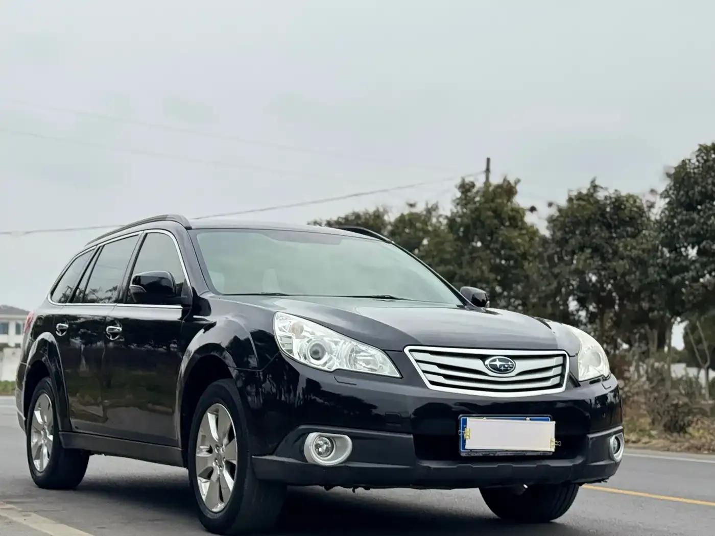 Outback 2011 2.5i Luxury Edition — миниатюра 3