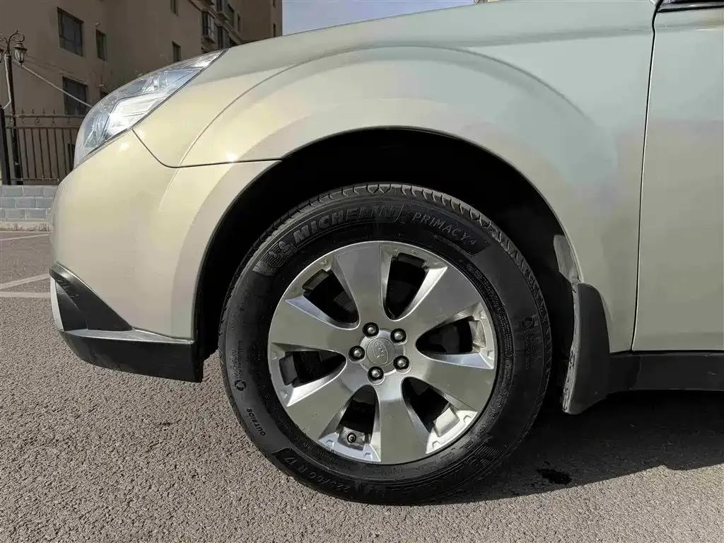 Outback 2010 2.5i Luxury Navigation Edition — миниатюра 14