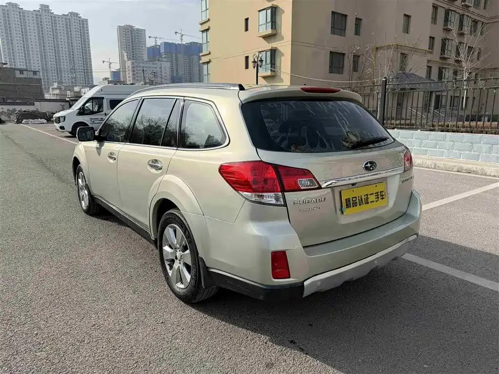 Outback 2010 2.5i Luxury Navigation Edition — миниатюра 17