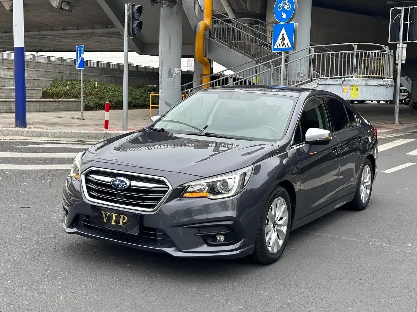 Legacy 2020 2.5i AWD Fashion Edition — миниатюра 1
