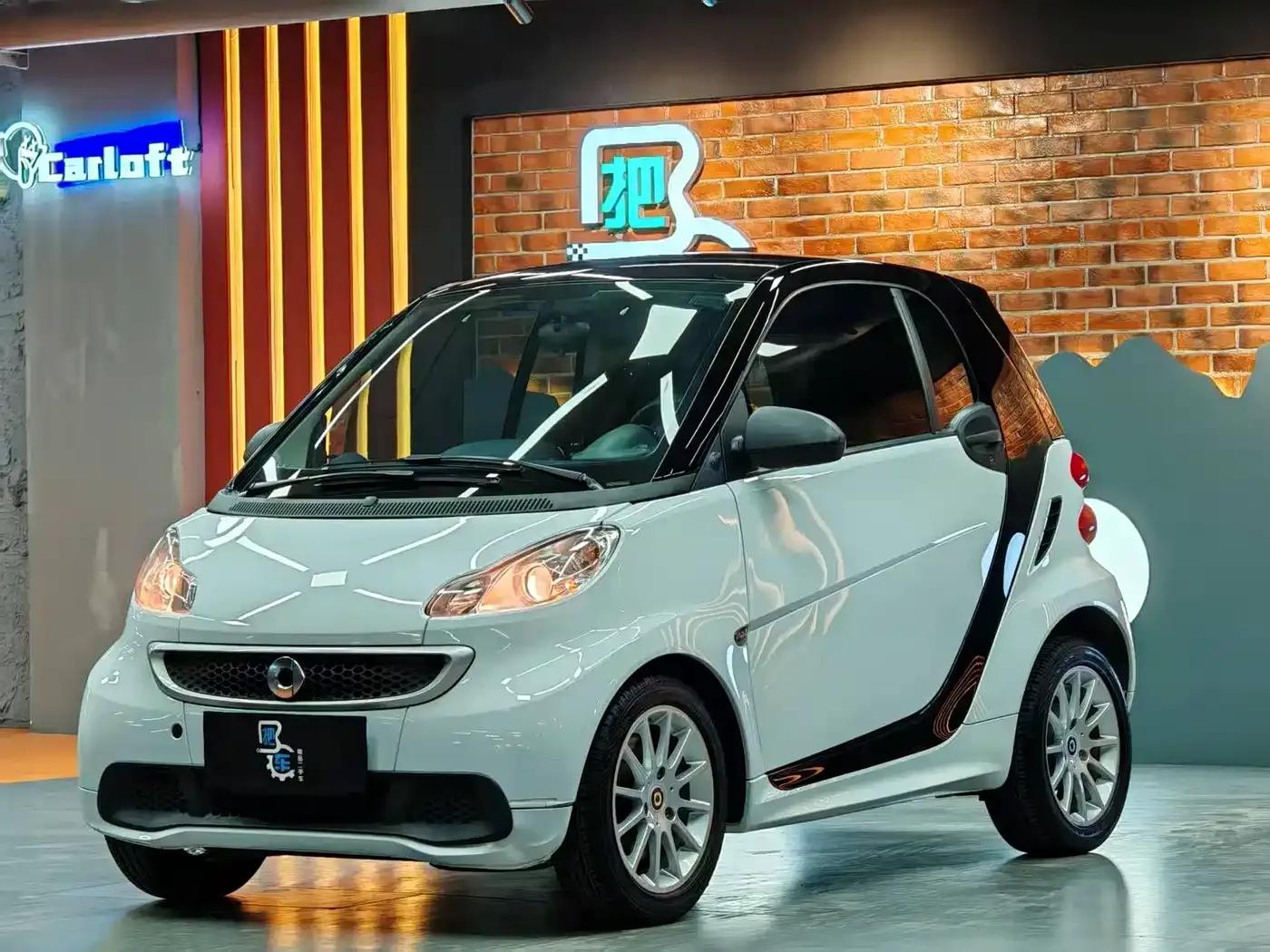 2012 Smart Fortwo 1.0 MHD Hardtop Comfort Edition — миниатюра 4