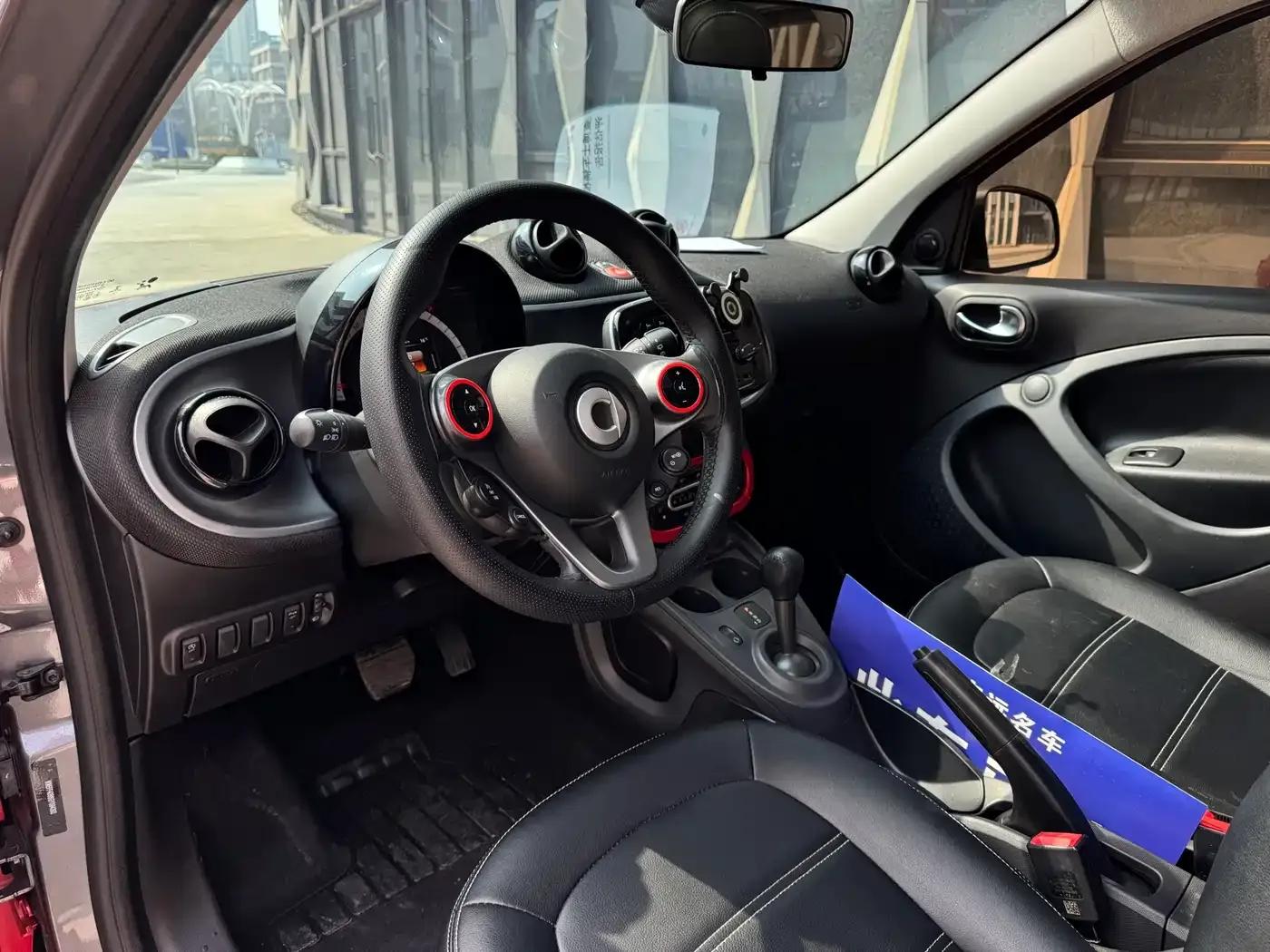 2016 Smart Forfour 1.0L 52kW Passion Edition — миниатюра 7