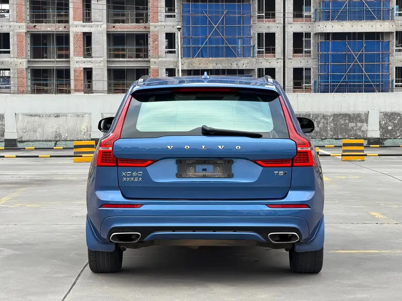 2021 Volvo XC60 T5 AWD Inscription Sport Edition — миниатюра 9