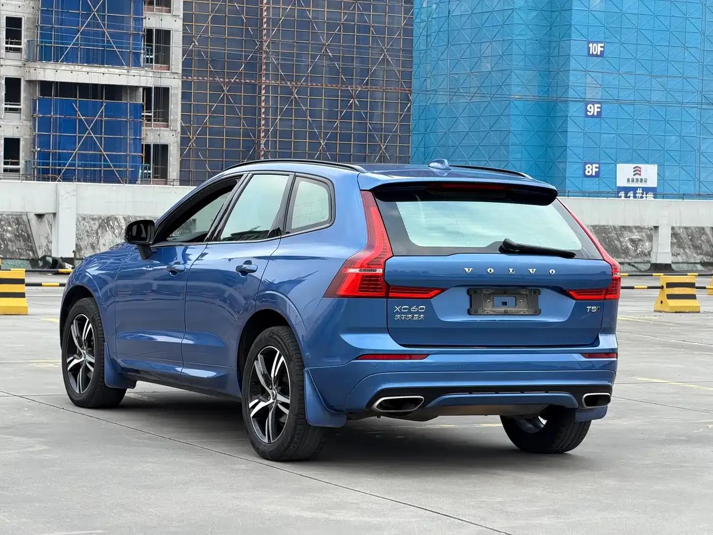 2021 Volvo XC60 T5 AWD Inscription Sport Edition — миниатюра 10