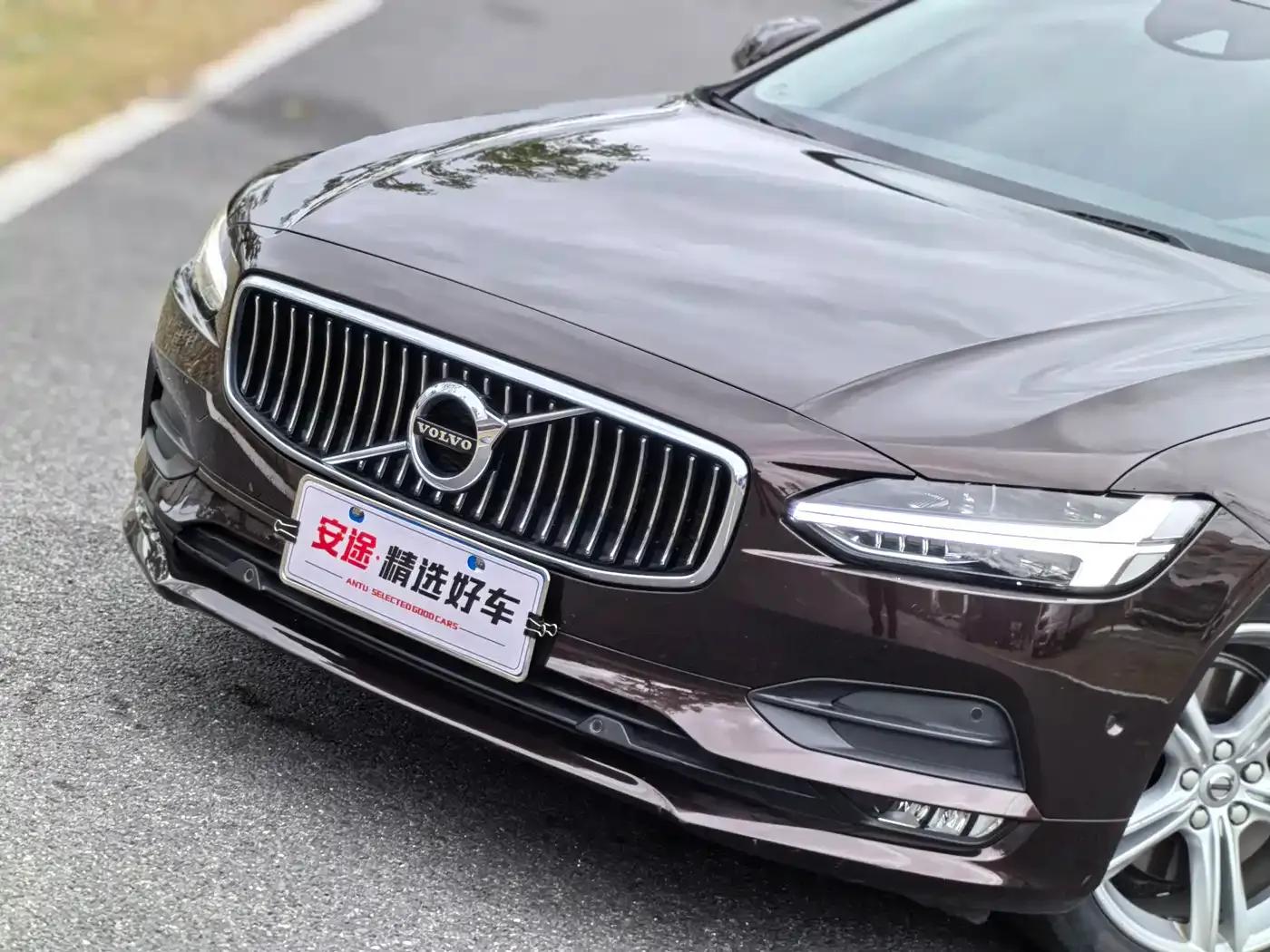 2017 Volvo S90 T4 Smart Edition — миниатюра 5