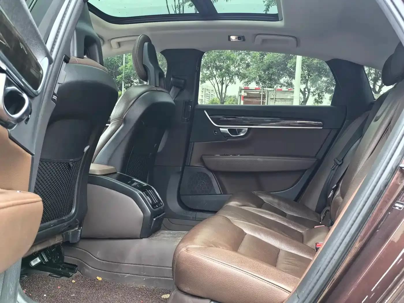 2017 Volvo S90 T4 Smart Edition — миниатюра 8