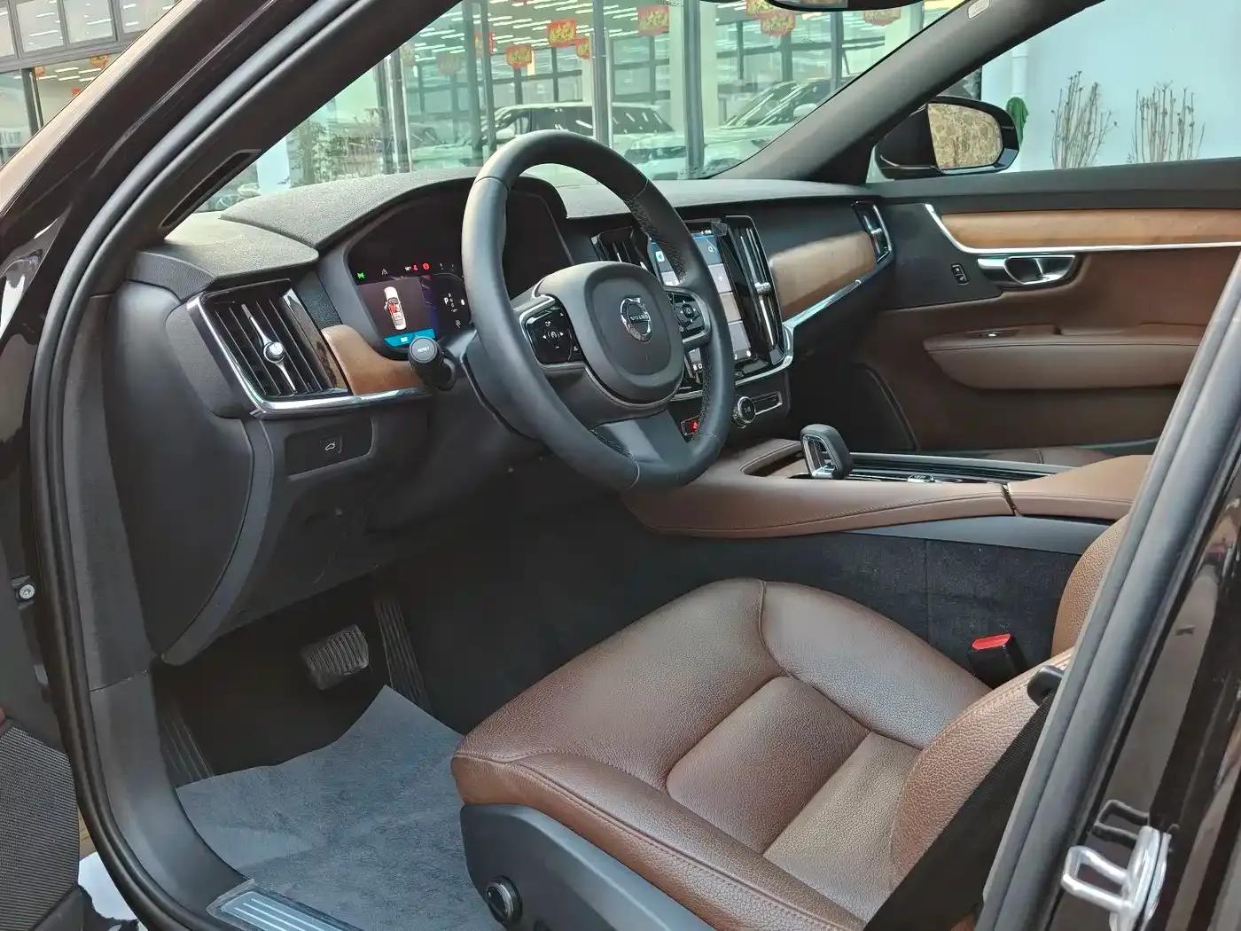 2024 Volvo S90 B5 Smart Luxury Edition — миниатюра 7