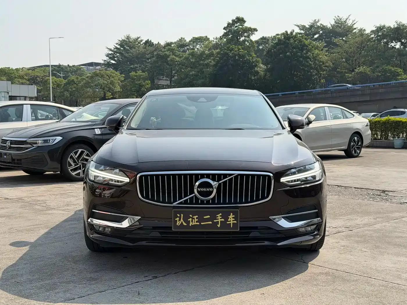 2020 Volvo S90 T5 Inscription Luxury Edition — миниатюра 2