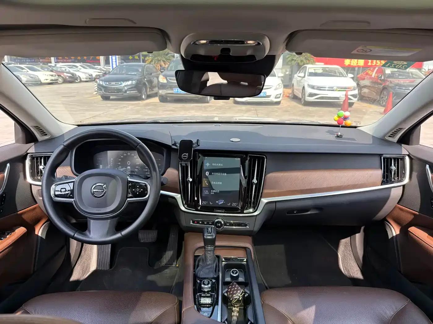 2020 Volvo S90 T5 Inscription Luxury Edition — миниатюра 12