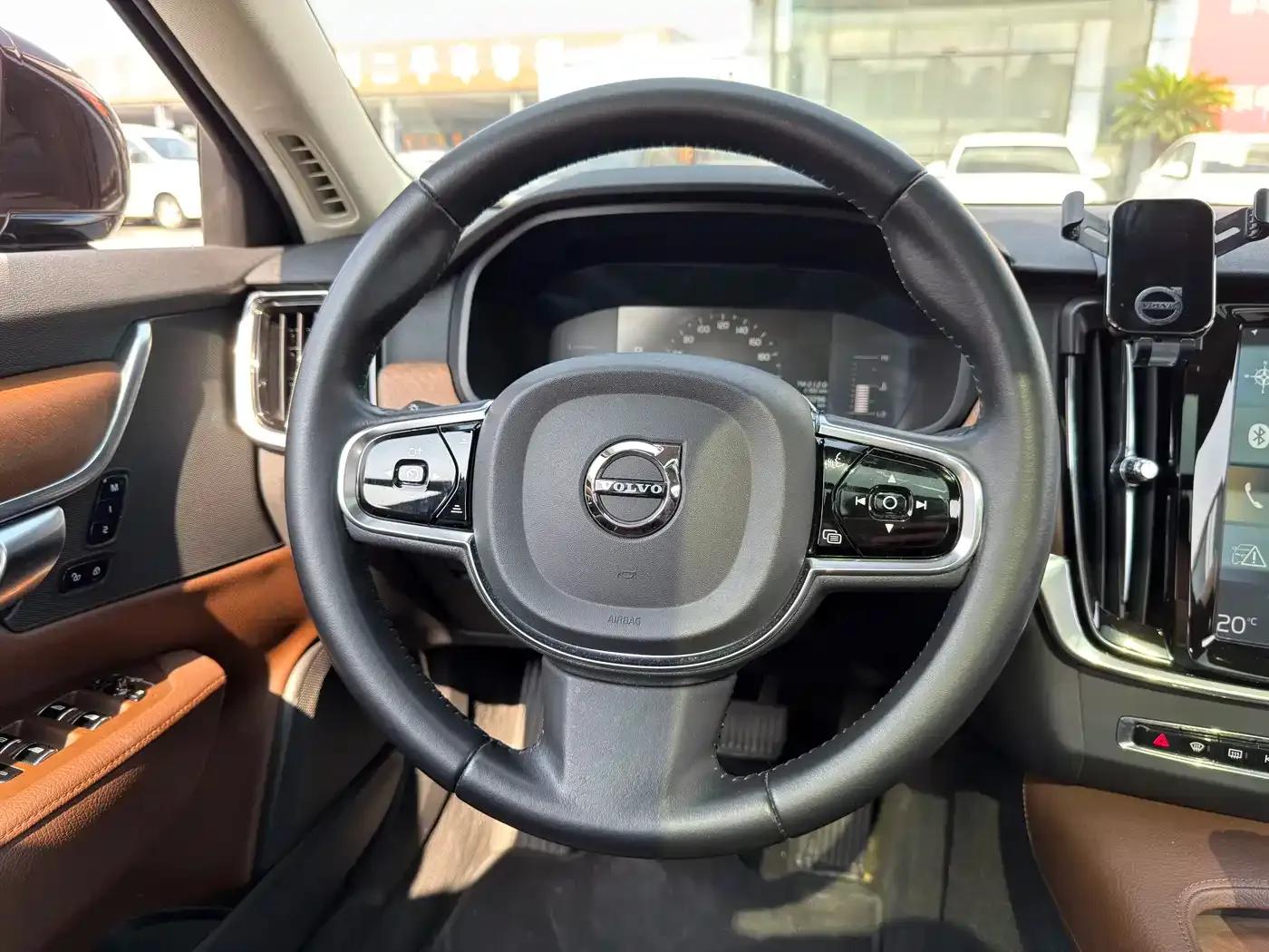 2020 Volvo S90 T5 Inscription Luxury Edition — миниатюра 13