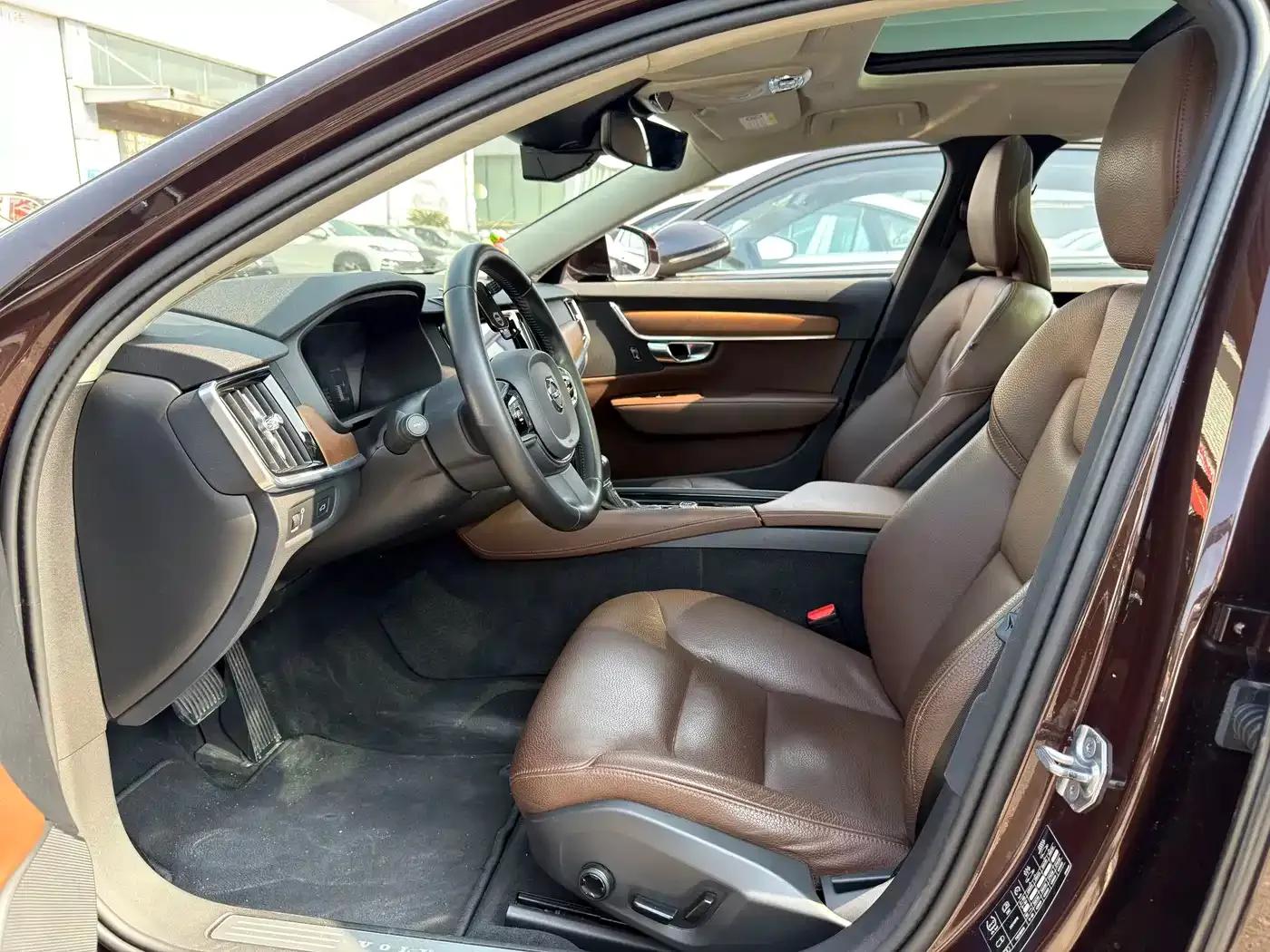 2020 Volvo S90 T5 Inscription Luxury Edition — миниатюра 7